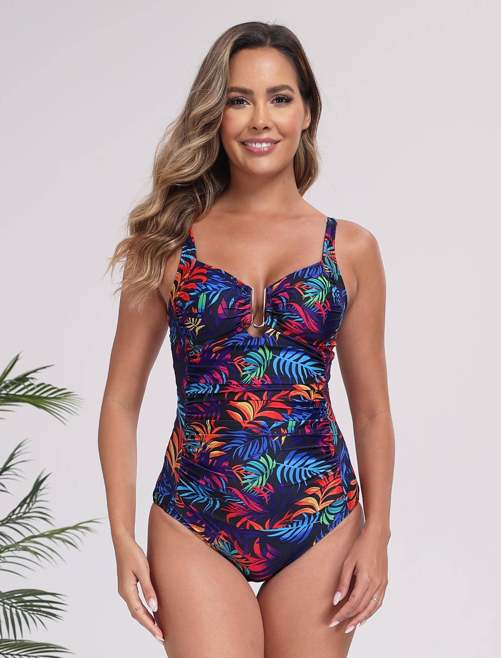 Elegance Garden U Linked One Piece Swimsuit