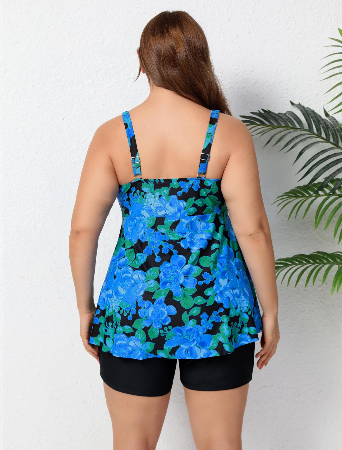 Ocean Ready Plus Size Twist Front Two Piece Tankini Sets with 5" Inseam Boyshorts