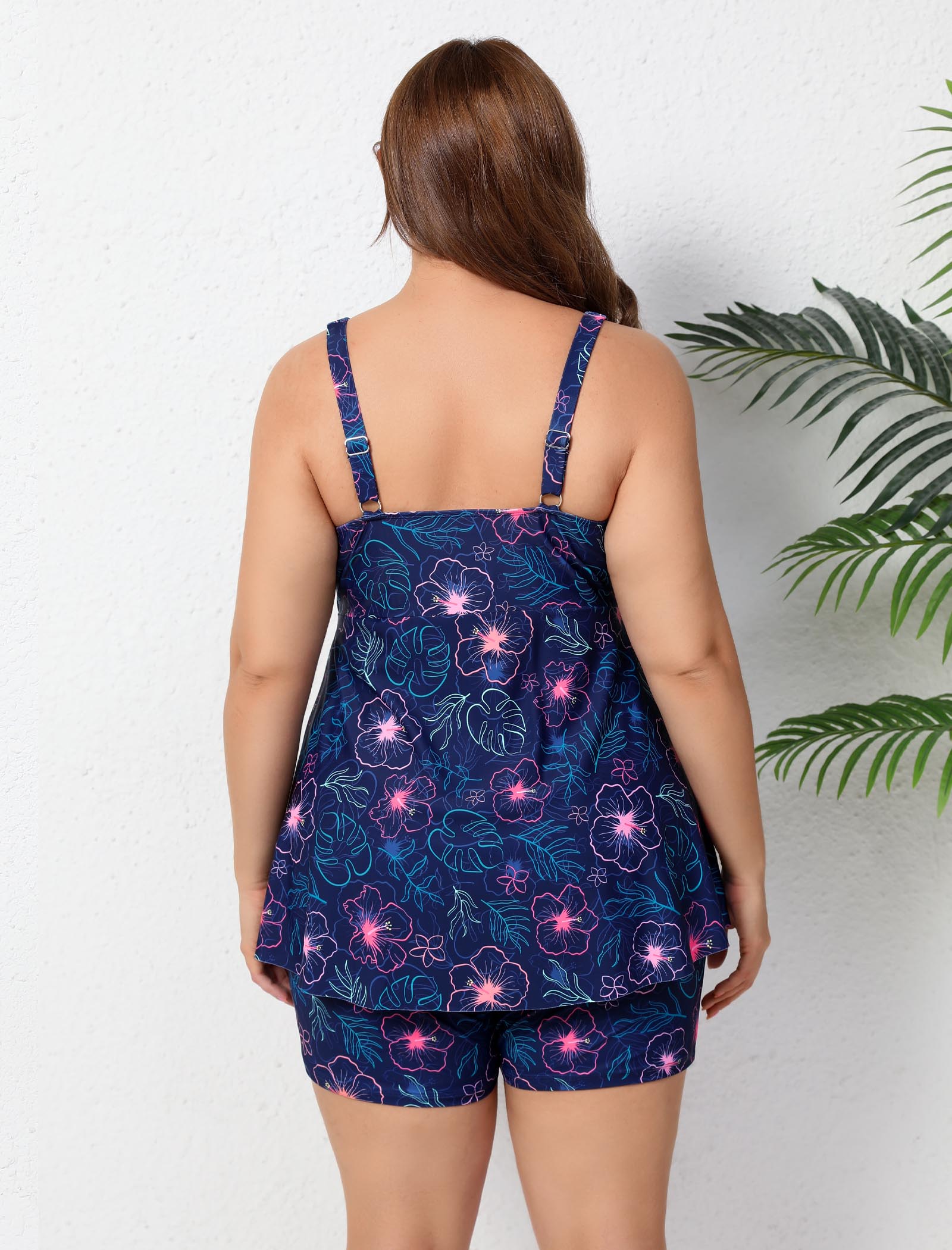 Ocean Ready Plus Size Twist Front Two Piece Tankini Sets with 5" Inseam Boyshorts