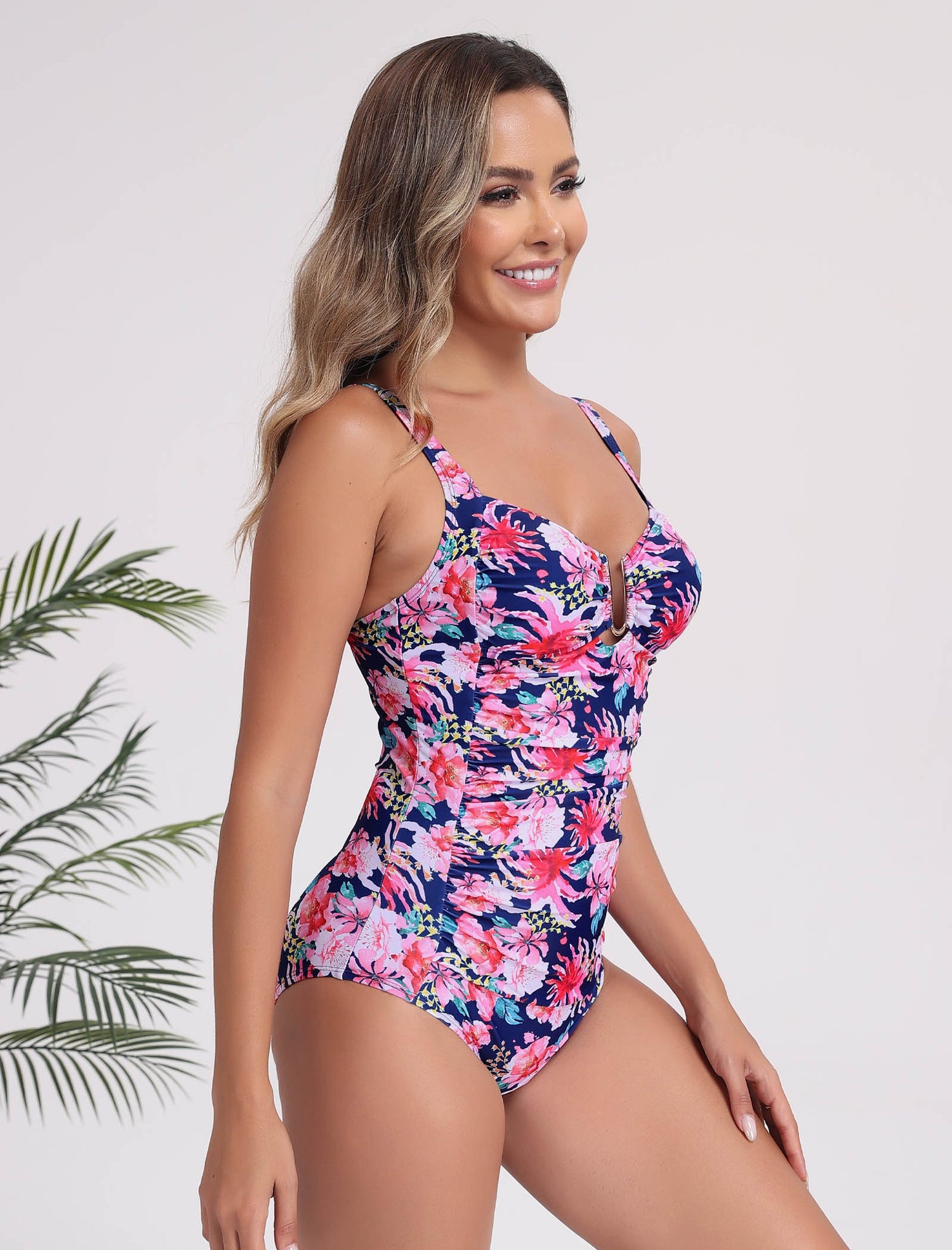 Elegance Garden U Linked One Piece Swimsuit